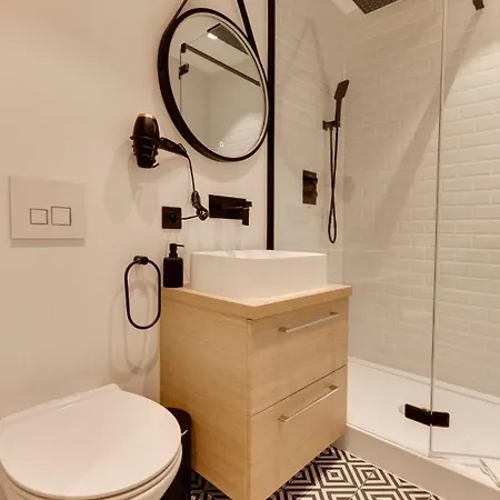 Daire La Caravelle - Modern 2 Steps From Downtown