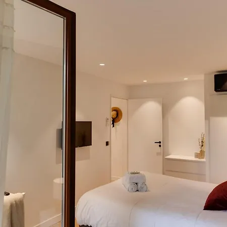 Daire La Caravelle - Modern 2 Steps From Downtown